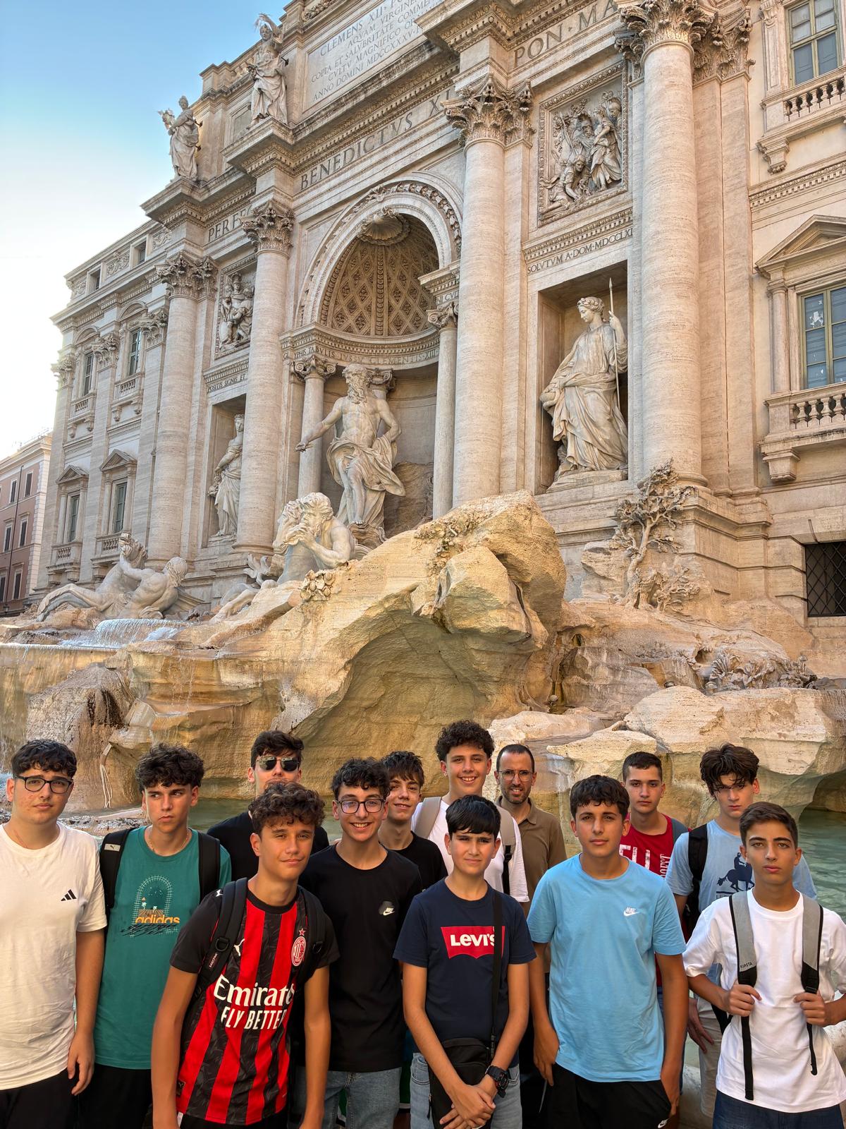 By Fontana di Trevi