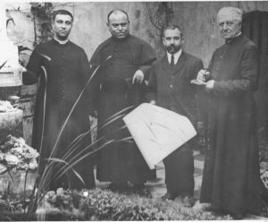 9 (3)