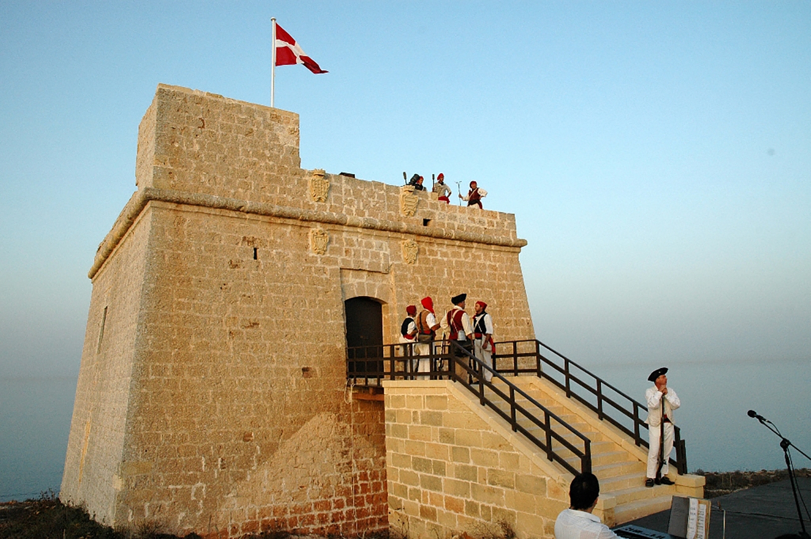 Sopu Tower at the inauguration of the restoration in 2006