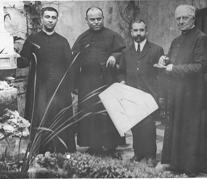 Arċipriet Martin Camilleri u Arċipriet Anton Camilleri Arċipriet Martin Camilleri u Arċipriet Anton Camilleri